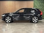 Volvo XC60 T6 AWD Recharge Plus Dark 360° Camera | Adaptieve Cruise Control | Standkachel met Volvo On Call App | Stoelverwarming voor+achter | Stuurwielverwarming | Schuifdak | Full LED Meesturende koplampen | Pilot Assist | BLIS Dode Hoek Detectie | Elektrische voorstoelen geheugen | Lederen bekleding | Zitting verlenging voorstoelen | Google Infotainment | Keyless Drive | 19 Inch | Parkeersensoren voor+achter | Privacy Glass | Elektrisch bedienbare achterklep | DAB Radio | Apple Carplay/Android Auto | Draadloos telefoon opladen | Onyx Black Metallic |