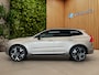 Volvo XC60 2.0 T6 Plug-in hybrid AWD Ultra Dark Facelift! Panoramadak Stoelmassage/ventilatie 22''