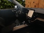 Volvo XC60 2.0 T6 Plug-in hybrid AWD Ultra Dark Facelift! Panoramadak Stoelmassage/ventilatie 22''