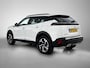 Peugeot 2008 SUV Allure Pack 130pk Automaat | Navigatie via Apple Carplay / Android Auto | Achteruitrijcamera | 3D Cockpit | Climate Control | Cruise Control | Led koplampen | Parkeersensoren | Keyless start | Bluetooth | DAB+ radio | Donker getint glas | 17" lichtmetalen velgen |