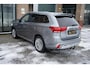 Mitsubishi Outlander 2.4 PHEV Instyle Schuifdak|Adaptieve cc|Trekhaak|Volleer|Stuurverwarming|Stoelverwarming|EL.Achterklep|Dodehoek|