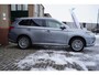 Mitsubishi Outlander 2.4 PHEV Instyle Schuifdak|Adaptieve cc|Trekhaak|Volleer|Stuurverwarming|Stoelverwarming|EL.Achterklep|Dodehoek|