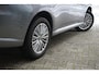 Mitsubishi Outlander 2.4 PHEV Instyle Schuifdak|Adaptieve cc|Trekhaak|Volleer|Stuurverwarming|Stoelverwarming|EL.Achterklep|Dodehoek|