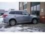 Mitsubishi Outlander 2.4 PHEV Instyle Schuifdak|Adaptieve cc|Trekhaak|Volleer|Stuurverwarming|Stoelverwarming|EL.Achterklep|Dodehoek|