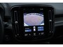Volvo XC40 T4 Recharge R-Design | Fullmap Navigatie | All Season Banden | Elektrisch verstelbare voorstoelen | Parkeercamera | Adaptieve Cruise control | Verwarmbare voorstoelen en Stuurwiel |