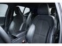 Volvo XC40 T4 Recharge R-Design | Fullmap Navigatie | All Season Banden | Elektrisch verstelbare voorstoelen | Parkeercamera | Adaptieve Cruise control | Verwarmbare voorstoelen en Stuurwiel |