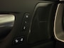 Volvo XC60 T8 AWD Recharge Ultra Dark Luchtvering | Trekhaak | 360° Camera | 455pk | Head-Up Display | Harman Kardon | Adaptieve Cruise Control | Stoelverwarming voor+achter | Stuurwielverwarming | Schuifdak | Full LED Meesturende koplampen | Pilot Assist | BLIS Dode Hoek Detectie | Elektrische voorstoelen geheugen | Lederen bekleding | Zitting verlenging voorstoelen | Lederen dashboard | 21 Inch | Google Infotainment | Keyless Drive | Parkeersensoren voor+achter | Privacy Glass | Elektrisch bedienbare achterklep | DAB Radio | Apple Carplay/Android Auto | Alarm Klasse III | Draadloos telefoon opladen | Volvo On Call met mobiele App functie | Onyx Black Metallic |