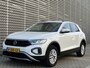 Volkswagen T-Roc 1.5 TSI Life Business / Navigatie / App connect / Camera / Parkeersensoren V+A / Stoelverwarming / **