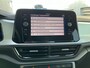 Volkswagen T-Roc 1.5 TSI Life Business / Navigatie / App connect / Camera / Parkeersensoren V+A / Stoelverwarming / **