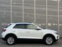Volkswagen T-Roc 1.5 TSI Life Business / Navigatie / App connect / Camera / Parkeersensoren V+A / Stoelverwarming / **