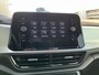 Volkswagen T-Roc 1.5 TSI Life Business / Navigatie / App connect / Camera / Parkeersensoren V+A / Stoelverwarming / **