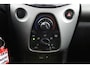Toyota Aygo 1.0 VVT-i x-nav | Navigatie | Airco | 5-Deurs |
