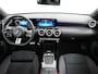 Mercedes-Benz A-klasse 250 e Business Solution AMG | Achteruitrijcamera | Apple Carplay & Android Auto | Multibeam Led | DAB+ Radio | Cruise Control | Sfeerverlichting | 18" Lichtmetalen AMG Velgen