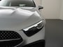 Mercedes-Benz A-klasse 250 e Business Solution AMG | Achteruitrijcamera | Apple Carplay & Android Auto | Multibeam Led | DAB+ Radio | Cruise Control | Sfeerverlichting | 18" Lichtmetalen AMG Velgen