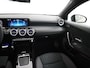 Mercedes-Benz A-klasse 250 e Business Solution AMG | Panorama - Schuifdak | Multibeam Led | Apple Carplay & Android Auto | Sfeerverlichting | Stoelverwarming Voorin | Achteruitrijcamera | Nightpakket