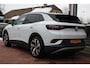 Volkswagen ID.4 77kWh *1ST* | 3 Fase | Carplay | Adaptive Cruise & Climate Control | Camera | Stoelverarming | PDC | Privacy | Half Leder |