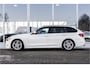 BMW 3-Serie Touring 318i M Sport | Pano | LED | NL Auto