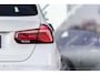BMW 3-Serie Touring 318i M Sport | Pano | LED | NL Auto