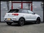 Volkswagen T-Roc 1.5 TSI Sport | FACELIFT | IQ Light Matrix | Camera | Virtual Cockpit | Black Optic | Velours Bekleding | 18'' Lichtmetalen Velgen | Apple Carplay | Android Auto | Navigatie | Adaptieve Cruise Control | Keyless |