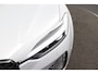 Volvo XC60 T6 Plug-in hybrid AWD Ultra Black Edition | Luchtvering | Bowers&Wilkins | Direct Beschikbaar | 360 Camera | Gelamineerd Glas | 22 Inch | Stoelvenitlatie | Massage
