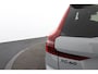 Volvo XC60 T6 Plug-in hybrid AWD Ultra Black Edition | Luchtvering | Bowers&Wilkins | Direct Beschikbaar | 360 Camera | Gelamineerd Glas | 22 Inch | Stoelvenitlatie | Massage