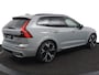 Volvo XC60 T6 Plug-in hybrid AWD Ultra Black Edition | Luchtvering | Bowers&Wilkins | Direct Beschikbaar | 360 Camera | Gelamineerd Glas | 22 Inch | Stoelvenitlatie | Massage