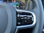 Volvo XC60 T6 Plug-in hybrid AWD Ultra Black Edition | Bowers&Wilkins | Luchtvering | Panoramadak | 360 Camera | Gelamineerd Glas | 22 Inch | Stoelvenitlatie | Massage