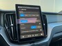Volvo XC60 T6 Plug-in hybrid AWD Ultra Black Edition | Bowers&Wilkins | Luchtvering | Panoramadak | 360 Camera | Gelamineerd Glas | 22 Inch | Stoelvenitlatie | Massage