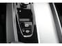 Volvo XC60 2.0 T6 Plug-in hybrid AWD Plus Dark | Stoel + Stuur verwarming | Trekhaak | BLIS | 360 Camera