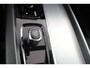 Volvo XC60 2.0 T6 Plug-in hybrid AWD Plus Dark | Stoel + Stuur verwarming | Trekhaak | BLIS | 360 Camera