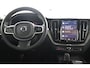 Volvo XC60 2.0 T6 Plug-in hybrid AWD Plus Dark | Stoel + Stuur verwarming | Trekhaak | BLIS | 360 Camera