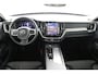 Volvo XC60 2.0 T6 Plug-in hybrid AWD Plus Dark | Stoel + Stuur verwarming | Trekhaak | BLIS | 360 Camera