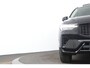 Volvo XC60 2.0 T6 Plug-in hybrid AWD Plus Dark | Stoel + Stuur verwarming | Trekhaak | BLIS | 360 Camera