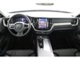Volvo XC60 2.0 T6 Plug-in hybrid AWD Plus Dark | Stoel + Stuur verwarming | Trekhaak | BLIS | 360 Camera