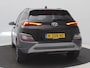 Hyundai Kona 1.6 GDI HEV Premium AUTOMAAT / Lederen kleding / 18" LMV / Navigatie / Stoelen voor met verwarming & Koeling / Parkeersensoren voor & achter / NL auto / Dealer onderhouden /