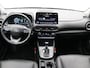 Hyundai Kona 1.6 GDI HEV Premium AUTOMAAT / Lederen kleding / 18" LMV / Navigatie / Stoelen voor met verwarming & Koeling / Parkeersensoren voor & achter / NL auto / Dealer onderhouden /