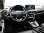 Hyundai Kona 1.6 GDI HEV Premium AUTOMAAT / Lederen kleding / 18" LMV / Navigatie / Stoelen voor met verwarming & Koeling / Parkeersensoren voor & achter / NL auto / Dealer onderhouden /