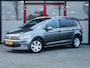 Volkswagen Touran 1.8 TSI Highline | Trekhaak | LED Koplampen | Stoelverwarming | Climate Control | Adaptieve Cruise Control | Camera | Stoelverwarming | Navigatie | Verwarmd Voorruit | Parkeersensoren |