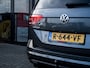 Volkswagen Touran 1.8 TSI Highline | Trekhaak | LED Koplampen | Stoelverwarming | Climate Control | Adaptieve Cruise Control | Camera | Stoelverwarming | Navigatie | Verwarmd Voorruit | Parkeersensoren |