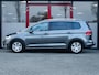 Volkswagen Touran 1.8 TSI Highline | Trekhaak | LED Koplampen | Stoelverwarming | Climate Control | Adaptieve Cruise Control | Camera | Stoelverwarming | Navigatie | Verwarmd Voorruit | Parkeersensoren |