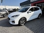 Ford Kuga 2.5 PHEV e-CVT 225pk ST-Line X | Navigatie | Stoel erwarming voor en achter | voorruitverwarming | Stuurverwarming |