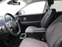 Hyundai Ioniq 5 Connect 73kWh / Warmtepomp / SoH 98,7% / WLTP bereik 481 km / CCS snel-laden / 3-Fase laden / Dealer onderhouden / Climate control / Stuurverwarming / Stoelverwarming / Adaptief cruise control / Lane assist / Dode hoek detectie / Keyless entry / Keyless start / Achteruitrijcamera / Parkeersensoren voor en achter / LED verlichting /Achterbank verstelbaar / Elektrisch verstelbare bestuurdersstoel / Navigatiesysteem full map / Volledig digitaal instrumentenpaneel / Apple Carplay & Android Auto / Draadloze telefoon lader / Trekgewicht 1600 kg /