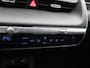 Hyundai Ioniq 5 Connect 73kWh / Warmtepomp / SoH 98,7% / WLTP bereik 481 km / CCS snel-laden / 3-Fase laden / Dealer onderhouden / Climate control / Stuurverwarming / Stoelverwarming / Adaptief cruise control / Lane assist / Dode hoek detectie / Keyless entry / Keyless start / Achteruitrijcamera / Parkeersensoren voor en achter / LED verlichting /Achterbank verstelbaar / Elektrisch verstelbare bestuurdersstoel / Navigatiesysteem full map / Volledig digitaal instrumentenpaneel / Apple Carplay & Android Auto / Draadloze telefoon lader / Trekgewicht 1600 kg /