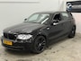 BMW 1-Serie 118i High Executive / MULTIEMEDIA-NAVI / NIEUWE KETTING (ZIE FACTUUR)
