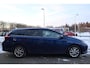 Toyota Auris Touring Sports 1.8 HYBRID DYNAMIC TREKHAAK STOELVERW. CRUISE LM-VELGEN CAMERA KEYLESS