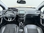 Peugeot 2008 1.2T 111PK Allure Trekhaak Panoramadak Navi Ecc Cruise Control Pdc Pack Premium Plus Bluetooth Lmv Actieve parkeerhulp Privacy Glas Isofix 1e Eigenaar Origineel Nederlandse Auto