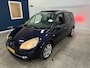 Renault Grand Scenic 2.0-16V Tech Line / AUTOMAAT / PANORAMADAK / RIJDT SCHAKELT GOED