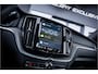 Volvo XC60 2.0 Recharge T8 AWD R-Design - Luchtvering | Panorama | H&K | Memory | 360 Camera