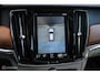 Volvo V90 2.0 D4 Inscription | VOL opties | B&W audio | Massage | Stoelkoeling | Trekhaak | 360 cam | HUD | Mussel blue | NAP NL auto |