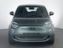 Fiat 500e Giorgio Armani | 10,25" touchscreen radio met Bluetooth, DAB & USB én Navigatie | Automatische airconditioning | Cruise Control Adaptief incl. Lane Centering & Traffic Jam Assist
